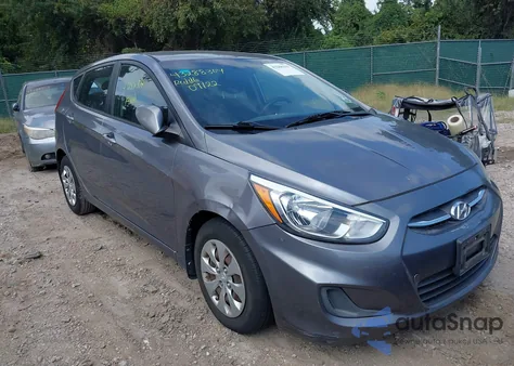 2015 Hyundai Accent Gs z USA, uszkodzony, nr VIN KMHCT5AE3FU231810